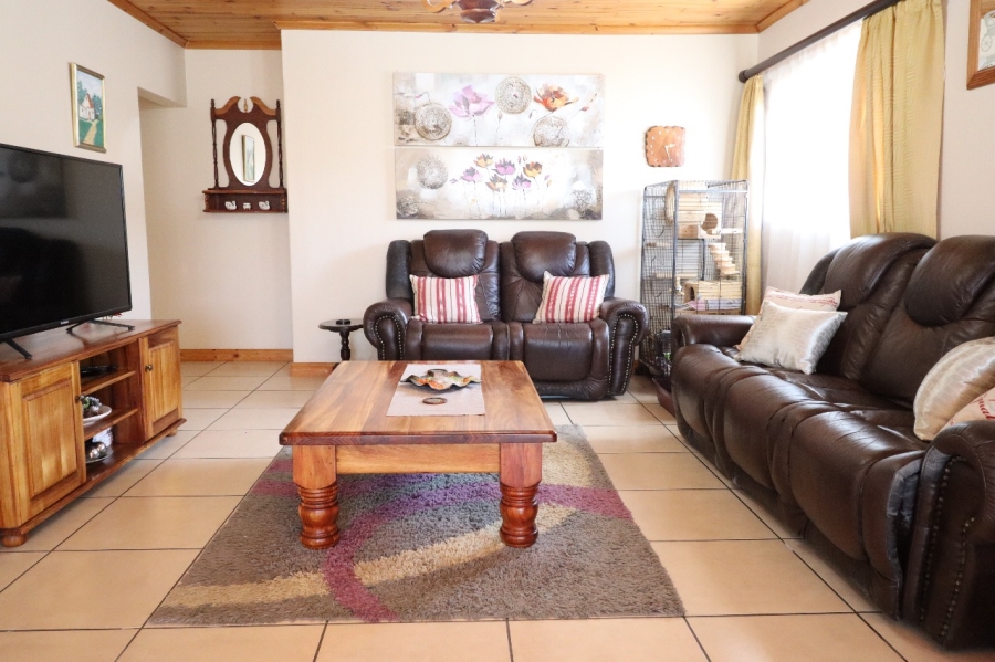3 Bedroom Property for Sale in Kabega Park Eastern Cape